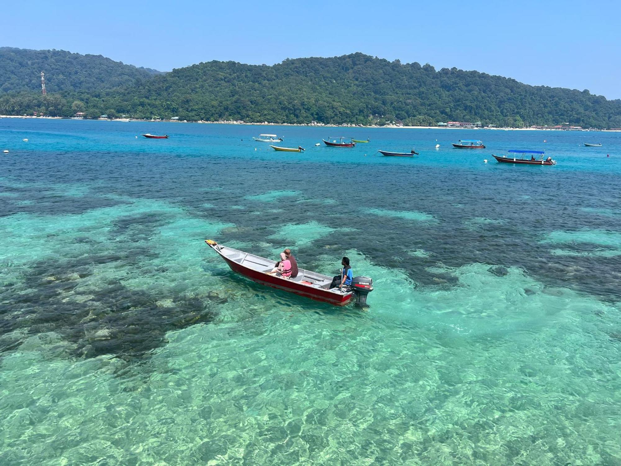 Perhentian Suria Hotel Kampong Pasir Petani Bagian luar foto