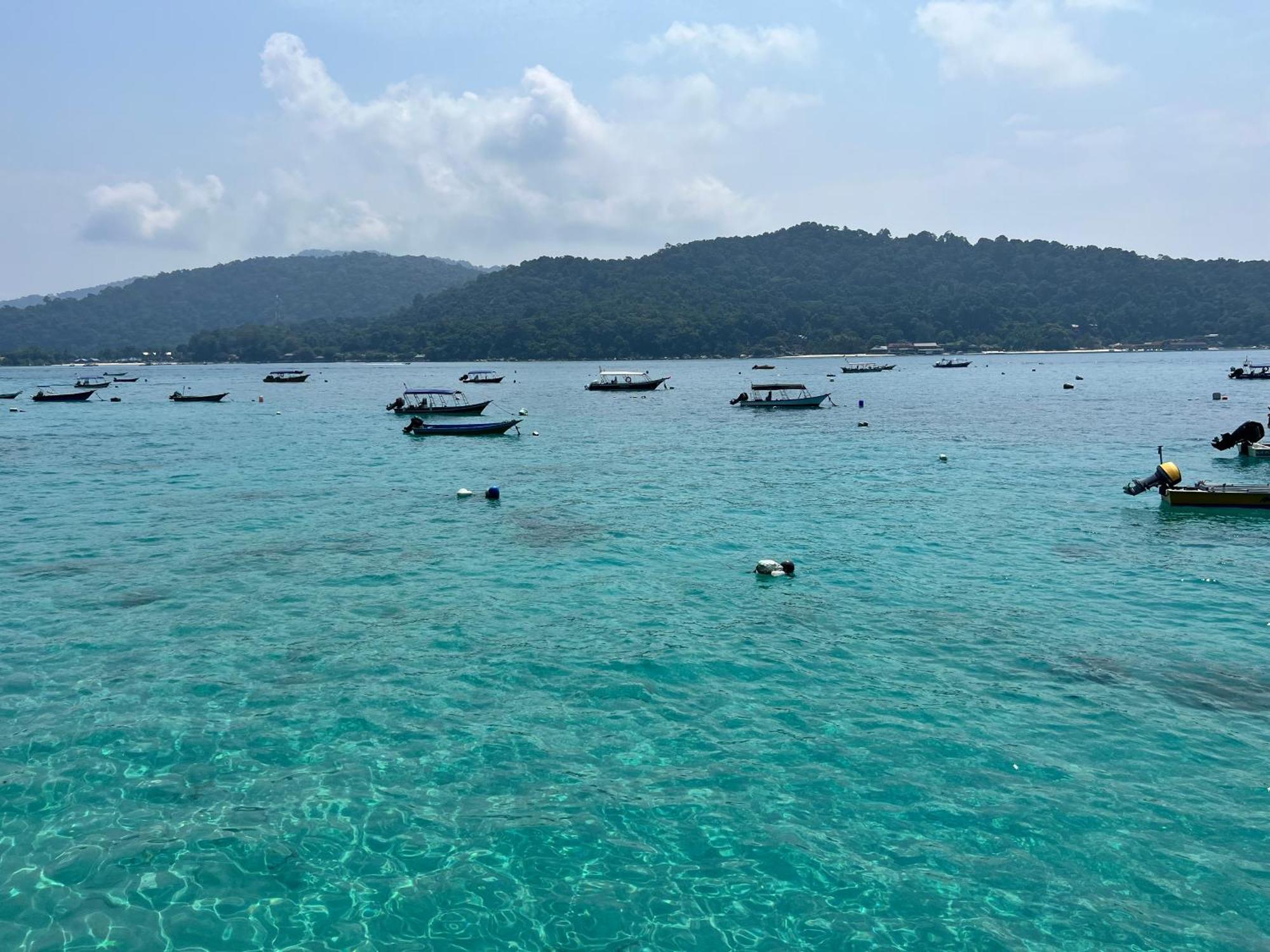Perhentian Suria Hotel Kampong Pasir Petani Bagian luar foto