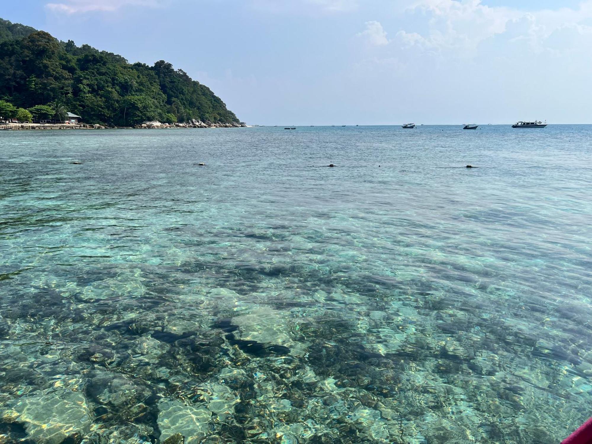 Perhentian Suria Hotel Kampong Pasir Petani Bagian luar foto