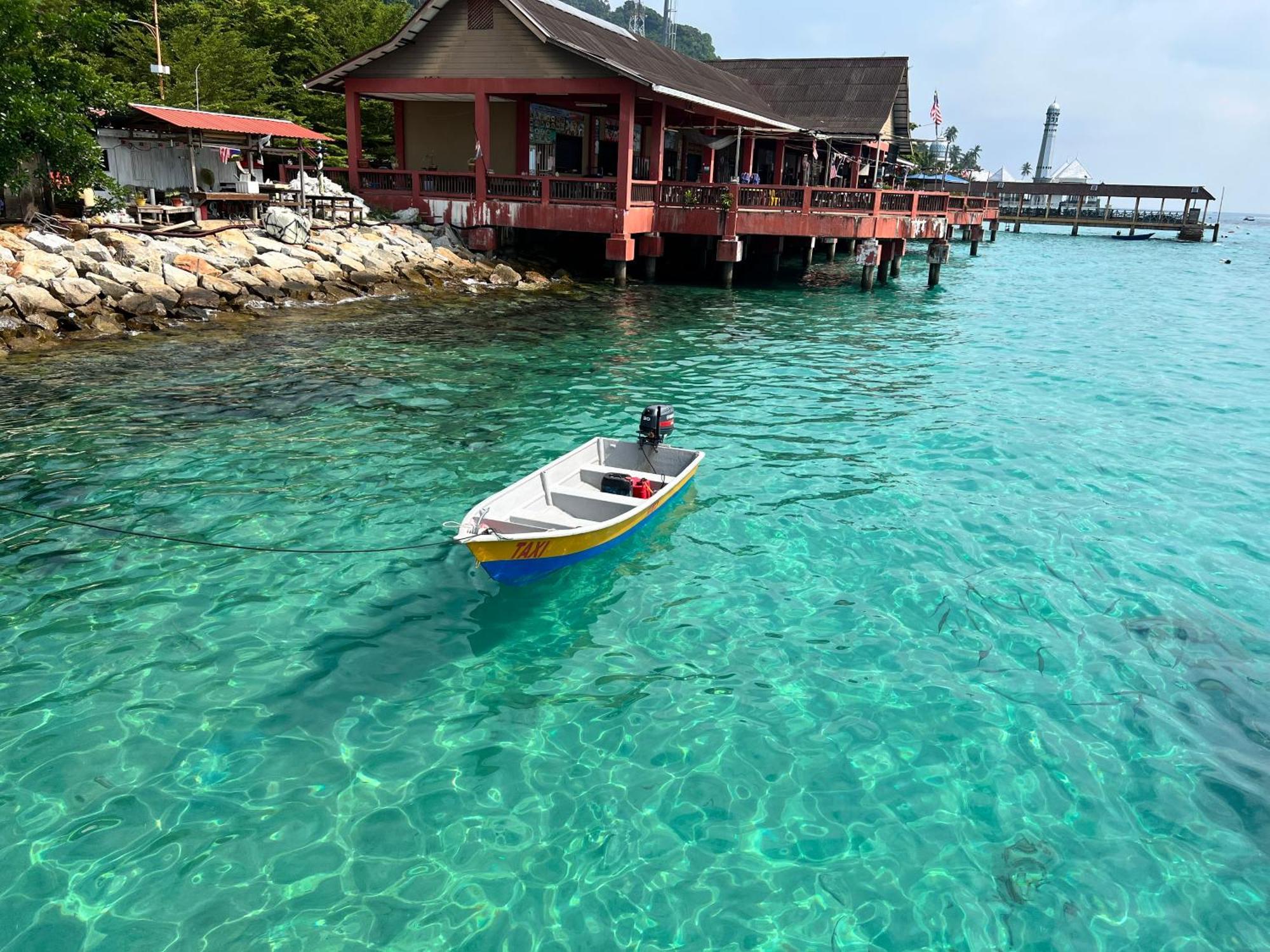 Perhentian Suria Hotel Kampong Pasir Petani Bagian luar foto